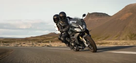 r 1200 rs