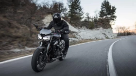 street triple rs