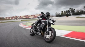 street triple rs