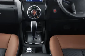d-max v cross