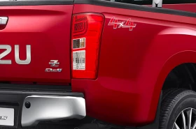d-max v cross