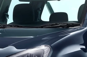 d-max v cross
