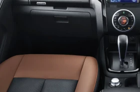 d-max v cross