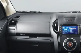 d-max v cross